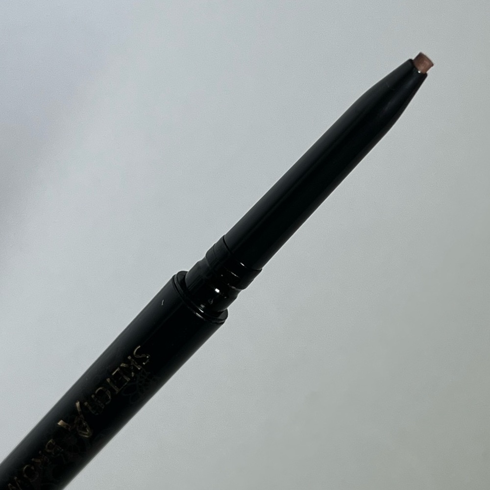 Senna Sketch A Brow - Precision Brow Pencil in Shade Light Taupe